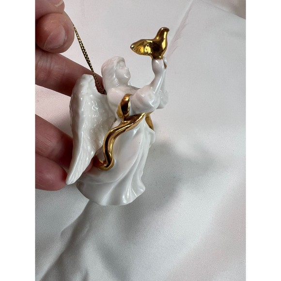Holiday Home Accents Porcelain Angel Ornaments with Gold Accents (set of 5) - Picture 6 of 10